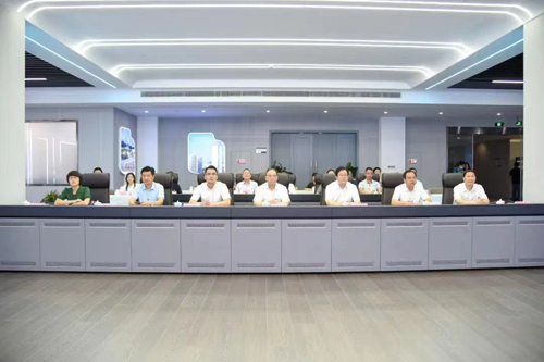 f9040d3ccaf34a14a87100ba969d69ba.jpg